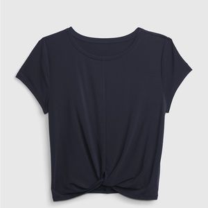 *New* GapFit Breathe Shrunken T-Shirt (black, large)